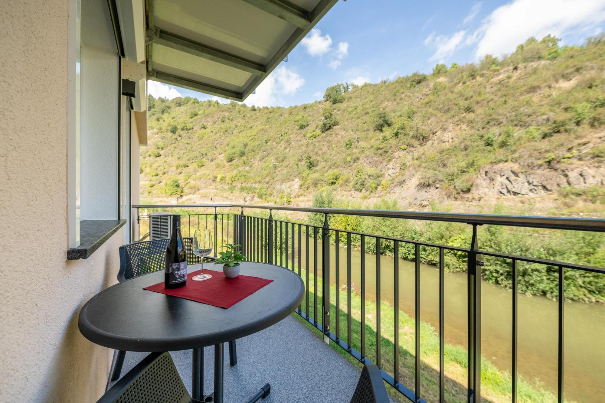 Apart Hotel Lang Altenahr Esterno foto
